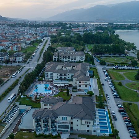 Hotel Du Lac Congress Center&Spa Ioannina Buitenkant foto Aerial view of the complex