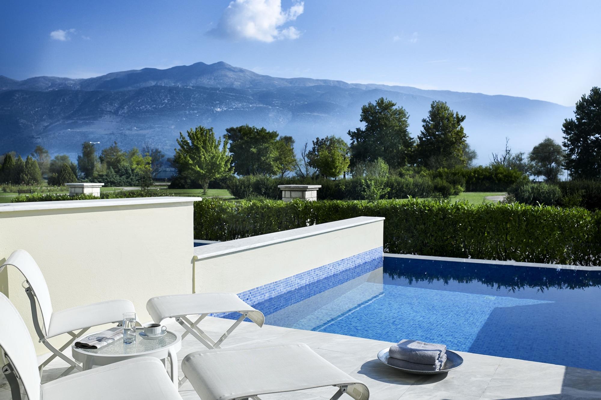 Hotel Du Lac Congress Center&Spa Ioannina Buitenkant foto The view from the hotel