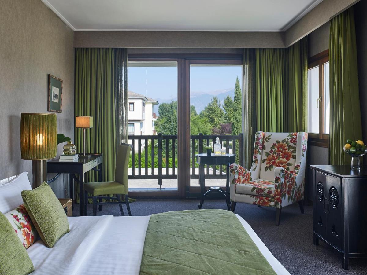 Hotel Du Lac Congress Center&Spa Ioannina Buitenkant foto A room at the hotel